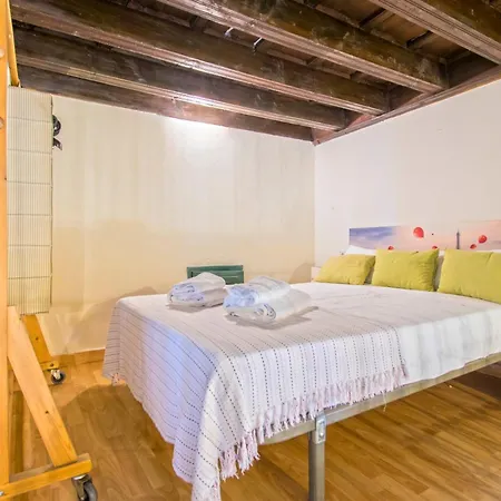 Precioso Duplex Estilo Sevillano En Pleno Centro